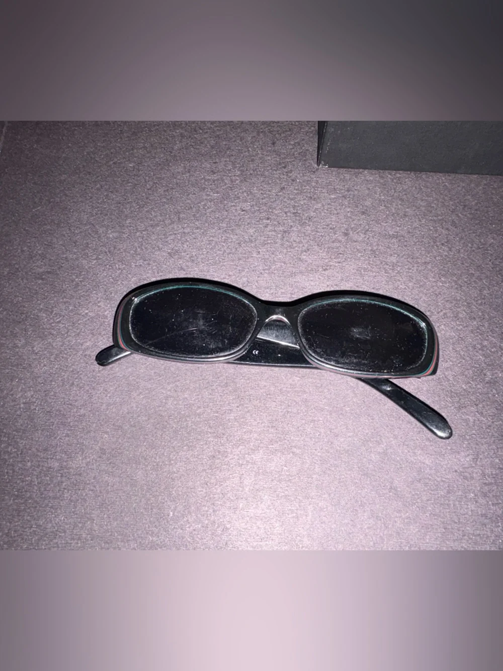 Gucci Black Sunglasses for Men - Classic Rectangular Frames with green red trim